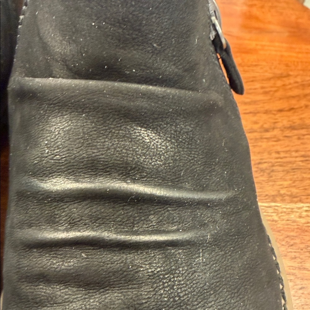 Clarks Black Leather Loafers - Picture 4 of 9